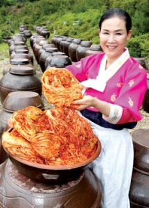 Korea-Kimchi-making